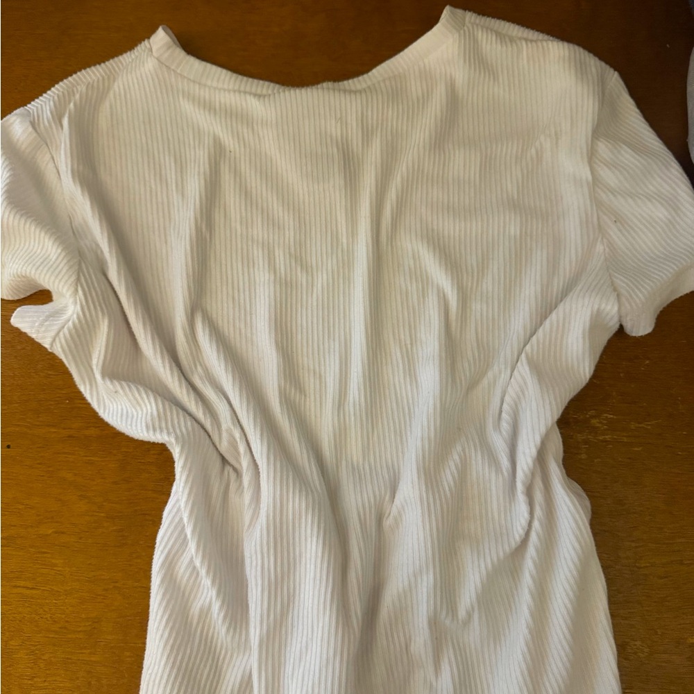 White rippled shirt